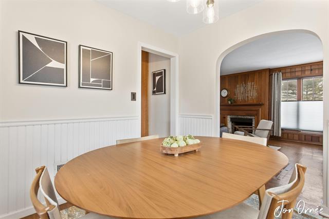 Builiding view eleven for 550 Washington, Holland, MI. 49423