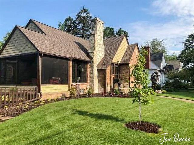 Builiding view fifty for 550 Washington, Holland, MI. 49423