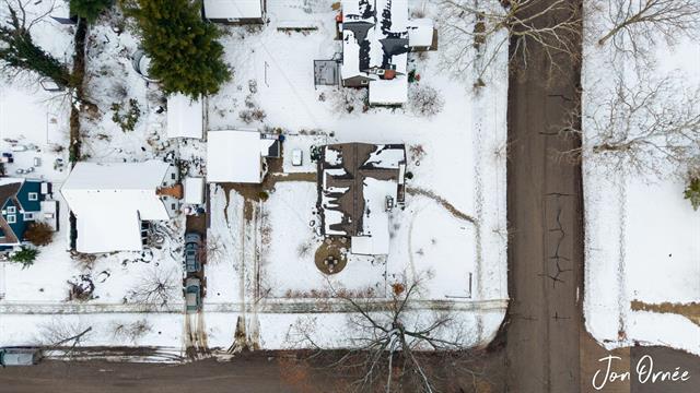 Builiding view forty six for 550 Washington, Holland, MI. 49423