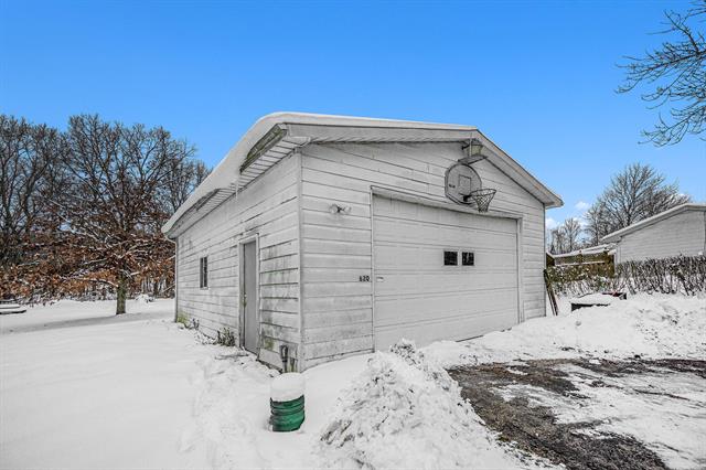 Builiding view eighteen for 620 Bangor, Lawrence, MI. 49064