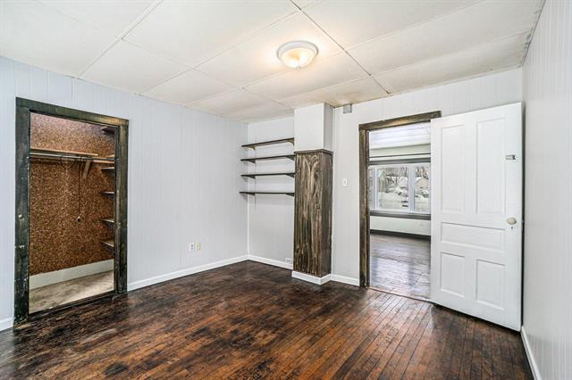 Builiding view sixteen for 620 Bangor, Lawrence, MI. 49064