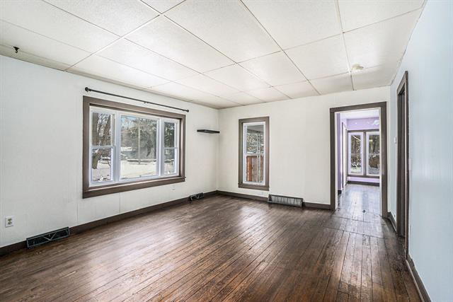 Builiding view two for 620 Bangor, Lawrence, MI. 49064