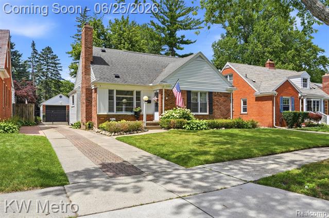 Builiding view one for 1210 Lyons, Royal Oak, MI. 48073