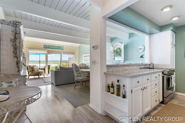 Builiding view ten for 566 Wind Drift, Spring Lake, MI. 49456