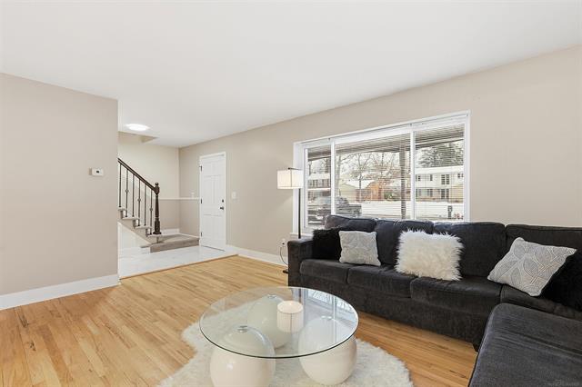 Builiding view six for 29985 Spring River, Southfield, MI. 48076