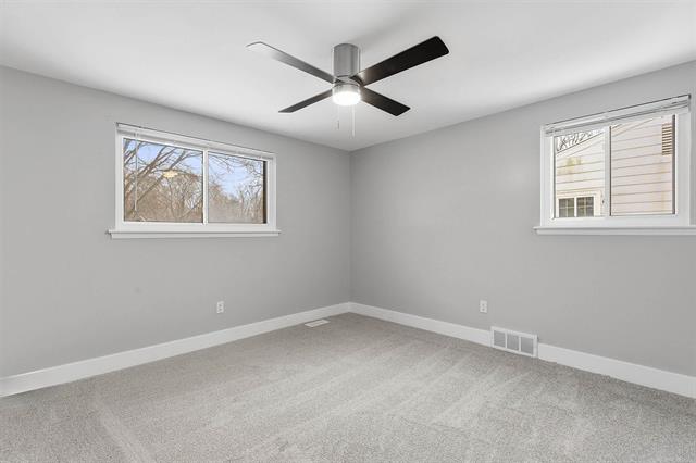 Builiding view twenty one for 29985 Spring River, Southfield, MI. 48076