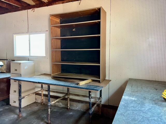 Builiding view eighteen for 1440 Brooks, Muskegon, MI. 49442