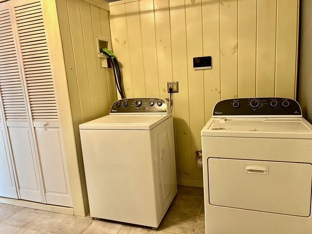 Builiding view fifteen for 1440 Brooks, Muskegon, MI. 49442