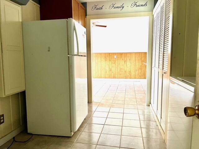 Builiding view sixteen for 1440 Brooks, Muskegon, MI. 49442