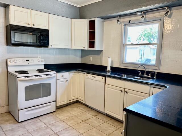 Builiding view three for 1440 Brooks, Muskegon, MI. 49442