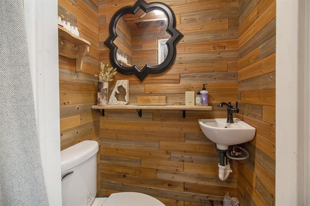 Builiding view thirty for 6679 Dunecrest, Ludington, MI. 49431