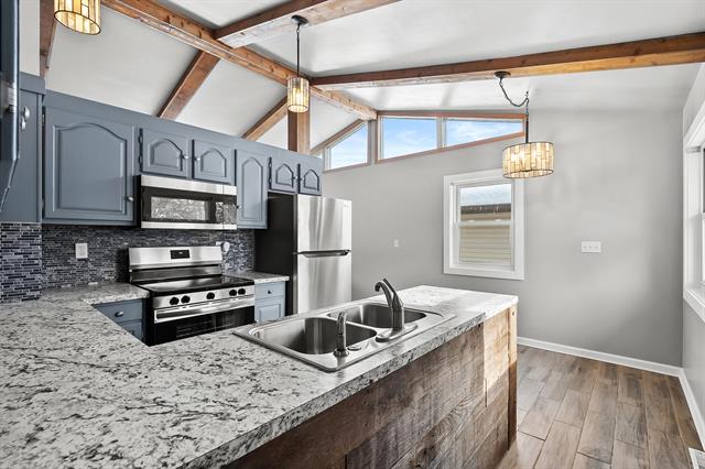 Builiding view eight for 3909 Alamo, Kalamazoo, MI. 49006