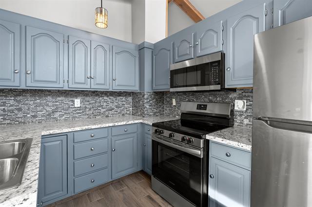 Builiding view seven for 3909 Alamo, Kalamazoo, MI. 49006