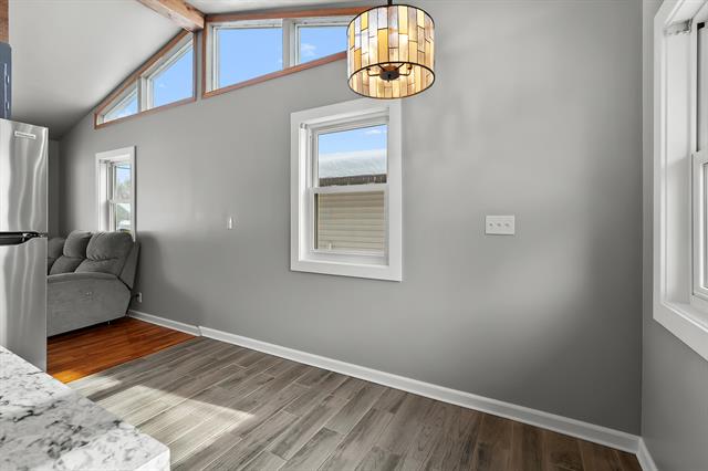 Builiding view ten for 3909 Alamo, Kalamazoo, MI. 49006