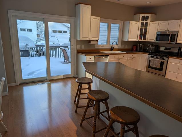 Builiding view eleven for 1040 Robinhood, Muskegon, MI. 49445