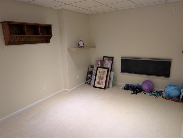 Builiding view fifty three for 1040 Robinhood, Muskegon, MI. 49445