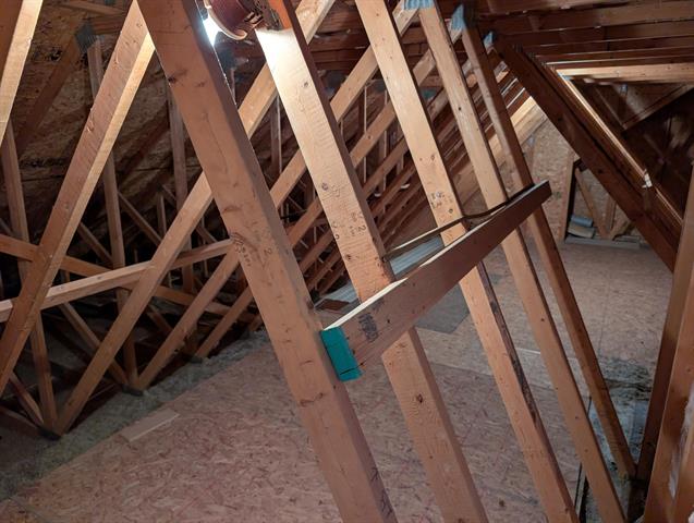 Builiding view forty three for 1040 Robinhood, Muskegon, MI. 49445