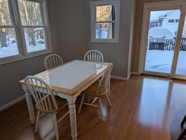 Builiding view sixteen for 1040 Robinhood, Muskegon, MI. 49445