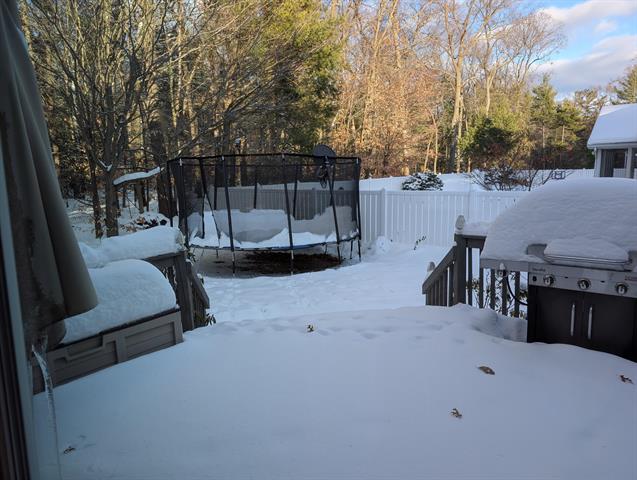 Builiding view sixty four for 1040 Robinhood, Muskegon, MI. 49445