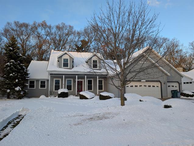 front view for 1040 N Robinhood Drive, Muskegon, Mi. 49445