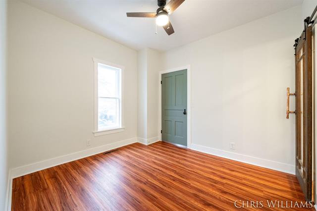 Builiding view fifteen for 402 Clinton, Hastings, MI. 49058