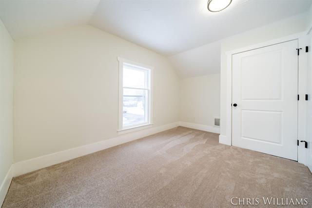 Builiding view thirty for 402 Clinton, Hastings, MI. 49058