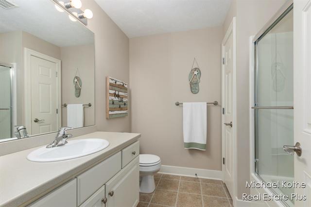 Builiding view thirty three for 7443 Watermark, Allendale, MI. 49401