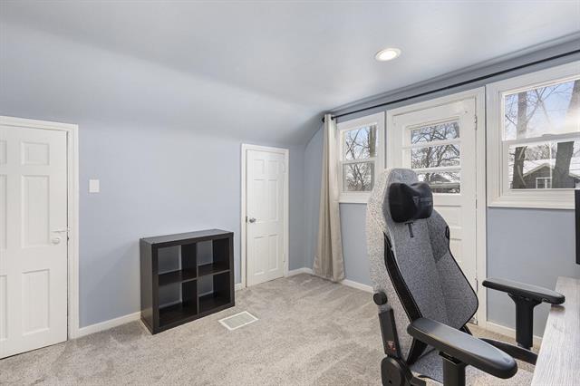 Builiding view eleven for 94 17Th, Holland, MI. 49423