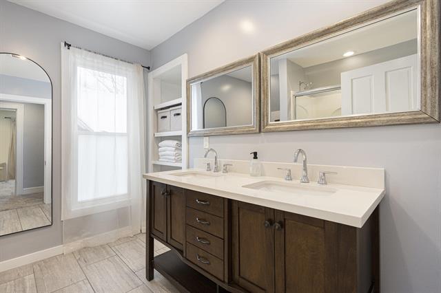 Builiding view thirteen for 94 17Th, Holland, MI. 49423