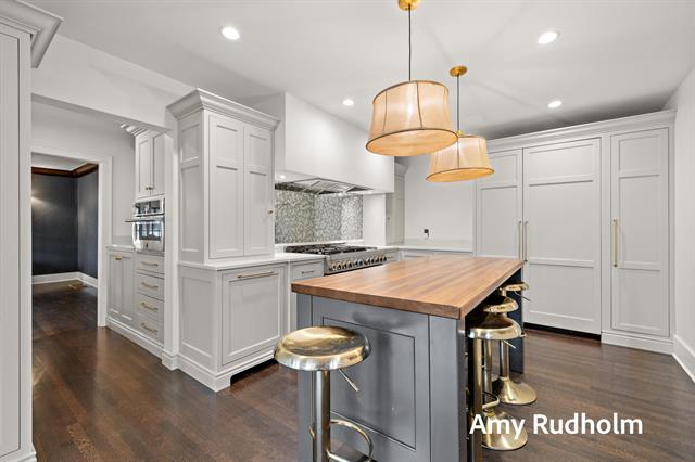 Builiding view forty one for 522 River, Spring Lake, MI. 49456