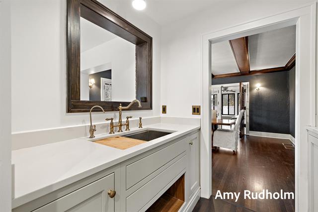 Builiding view forty seven for 522 River, Spring Lake, MI. 49456