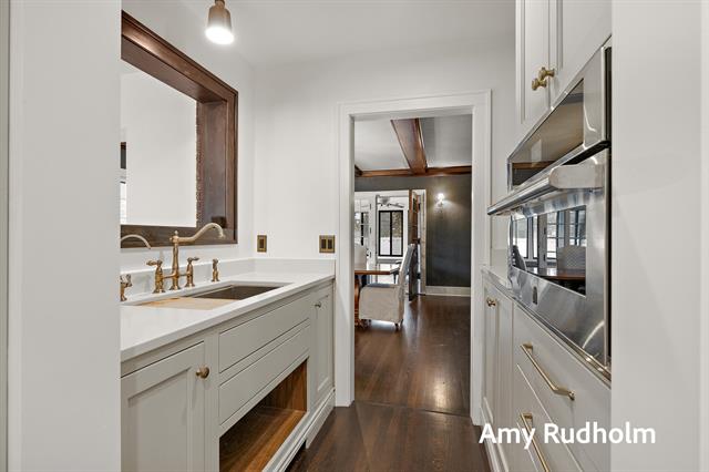 Builiding view forty six for 522 River, Spring Lake, MI. 49456