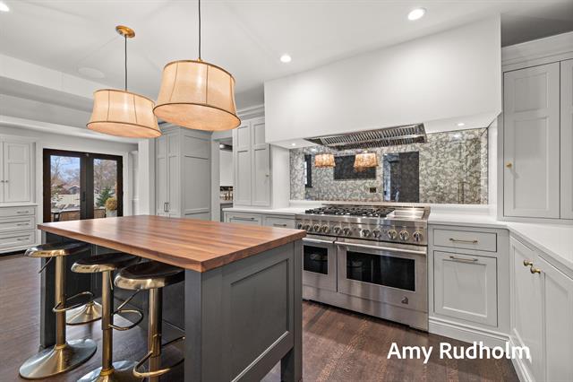 Builiding view forty three for 522 River, Spring Lake, MI. 49456