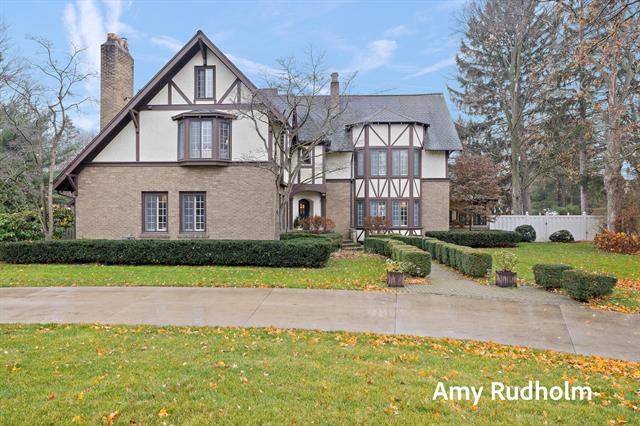 Builiding view four for 522 River, Spring Lake, MI. 49456