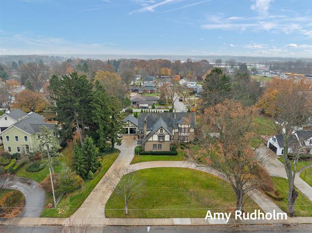 Builiding view one for 522 River, Spring Lake, MI. 49456