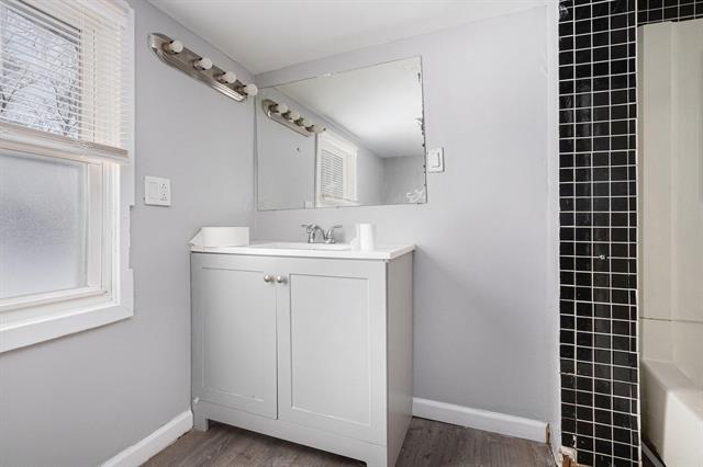 Builiding view eleven for 1251 Bishop, Benton Harbor, MI. 49022