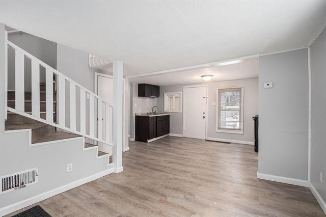 Builiding view six for 1251 Bishop, Benton Harbor, MI. 49022