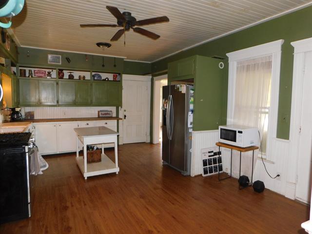 Builiding view seven for 69217 51St, Lawrence, MI. 49064