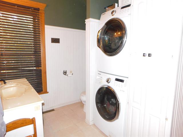 Builiding view twelve for 69217 51St, Lawrence, MI. 49064