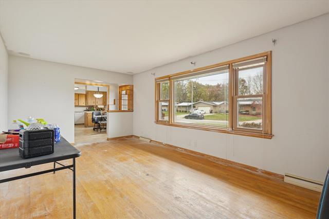 Builiding view nine for 1325 32Nd, Wyoming, MI. 49509