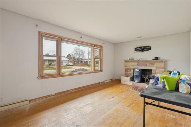 Builiding view seven for 1325 32Nd, Wyoming, MI. 49509