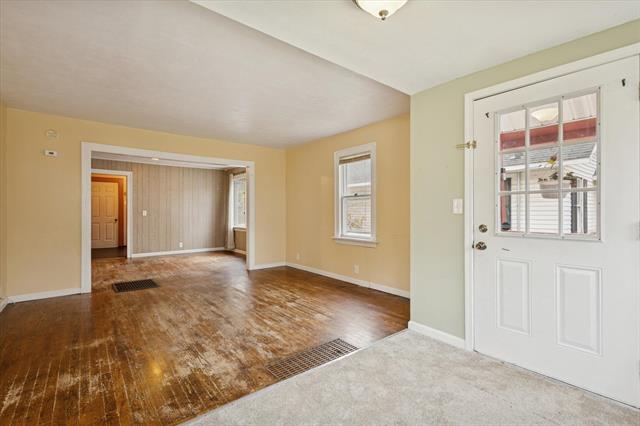 Builiding view five for 1658 Federal, Wyoming, MI. 49509