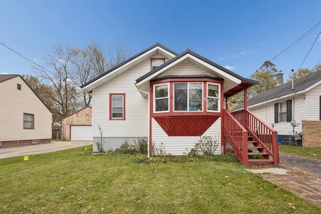 Builiding view one for 1658 Federal, Wyoming, MI. 49509