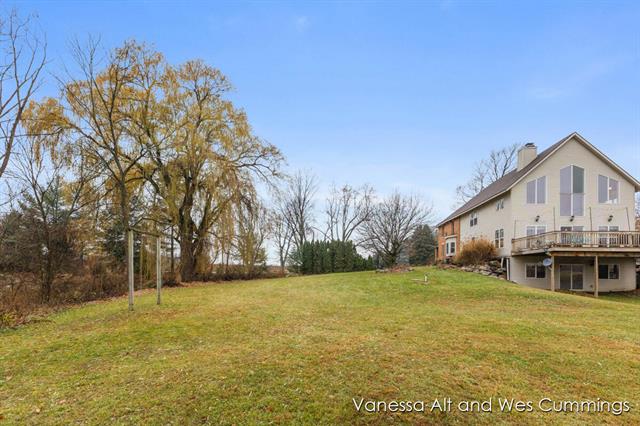 Builiding view one hundred nine for 9566 Peach Ridge, Sparta, MI. 49345