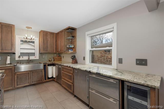 Builiding view six for 726 Magnolia, Royal Oak, MI. 48073