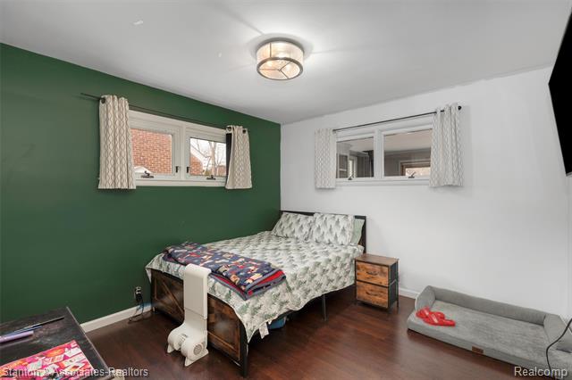 Builiding view ten for 726 Magnolia, Royal Oak, MI. 48073