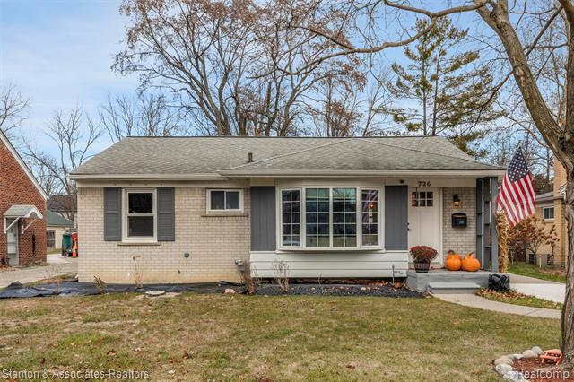 Builiding view twenty for 726 Magnolia, Royal Oak, MI. 48073