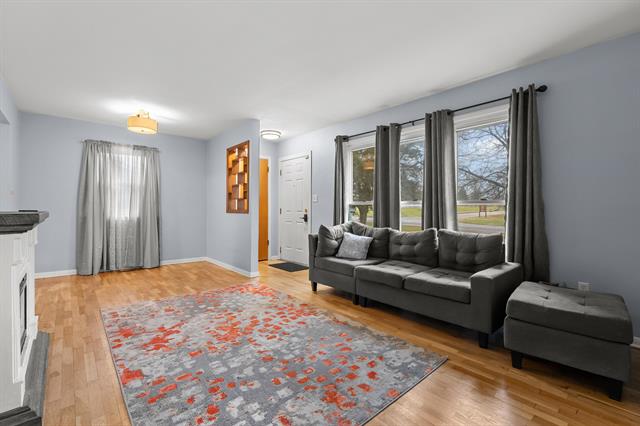 Builiding view four for 109 Golden, Battle Creek, MI. 49015