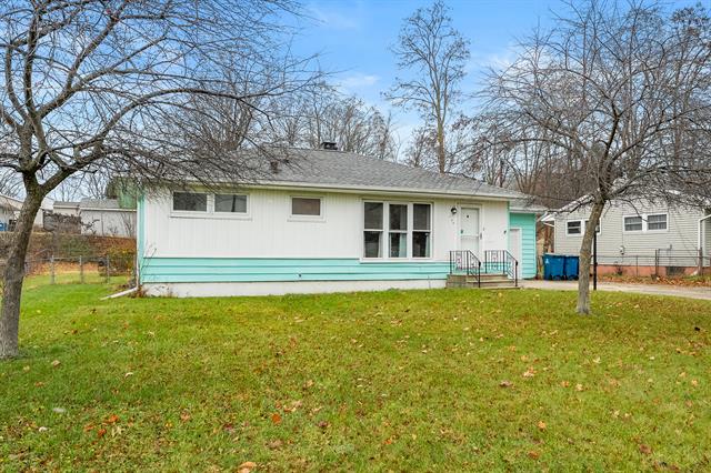 Builiding view nineteen for 109 Golden, Battle Creek, MI. 49015