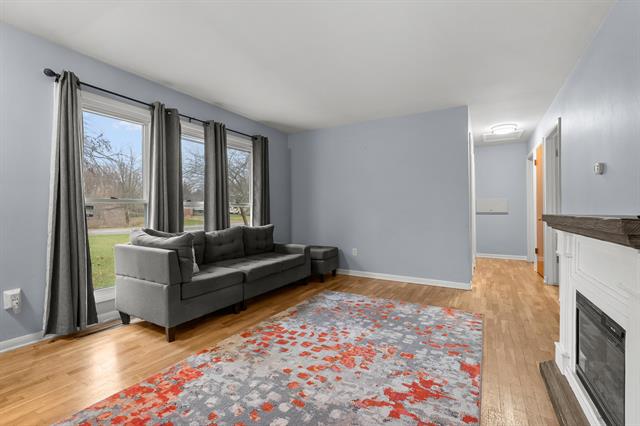 Builiding view three for 109 Golden, Battle Creek, MI. 49015